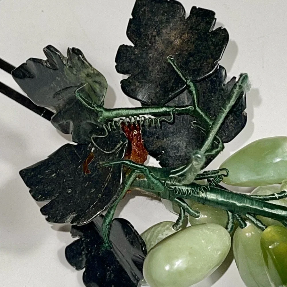Chinese Green Stone Grapes w/ Carved Jade‎ Leaves Fruit MCM Midcentury VTG